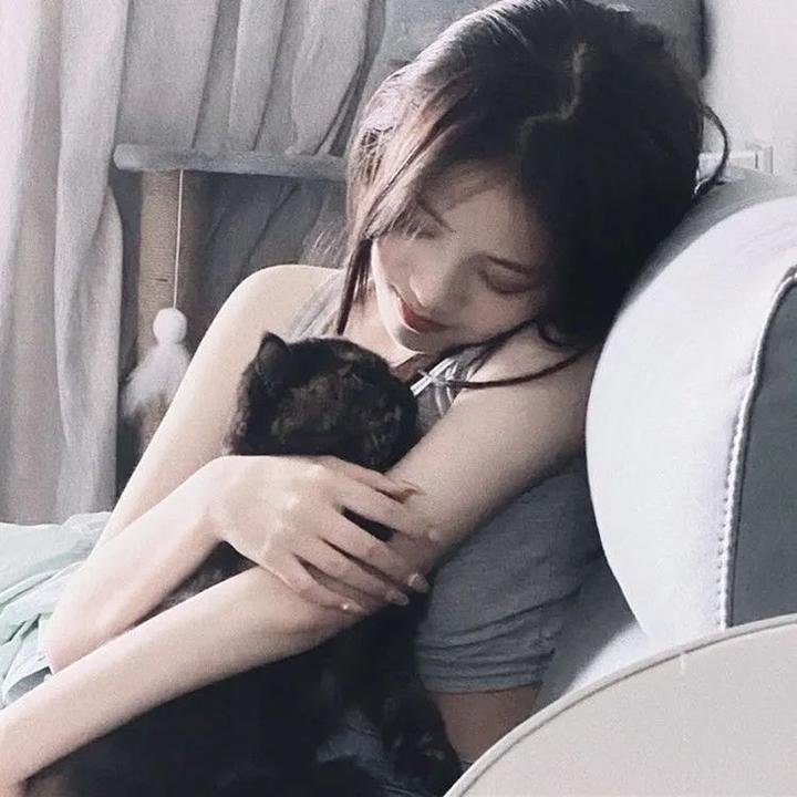 无法相恋的两人