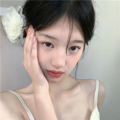 神圣性女